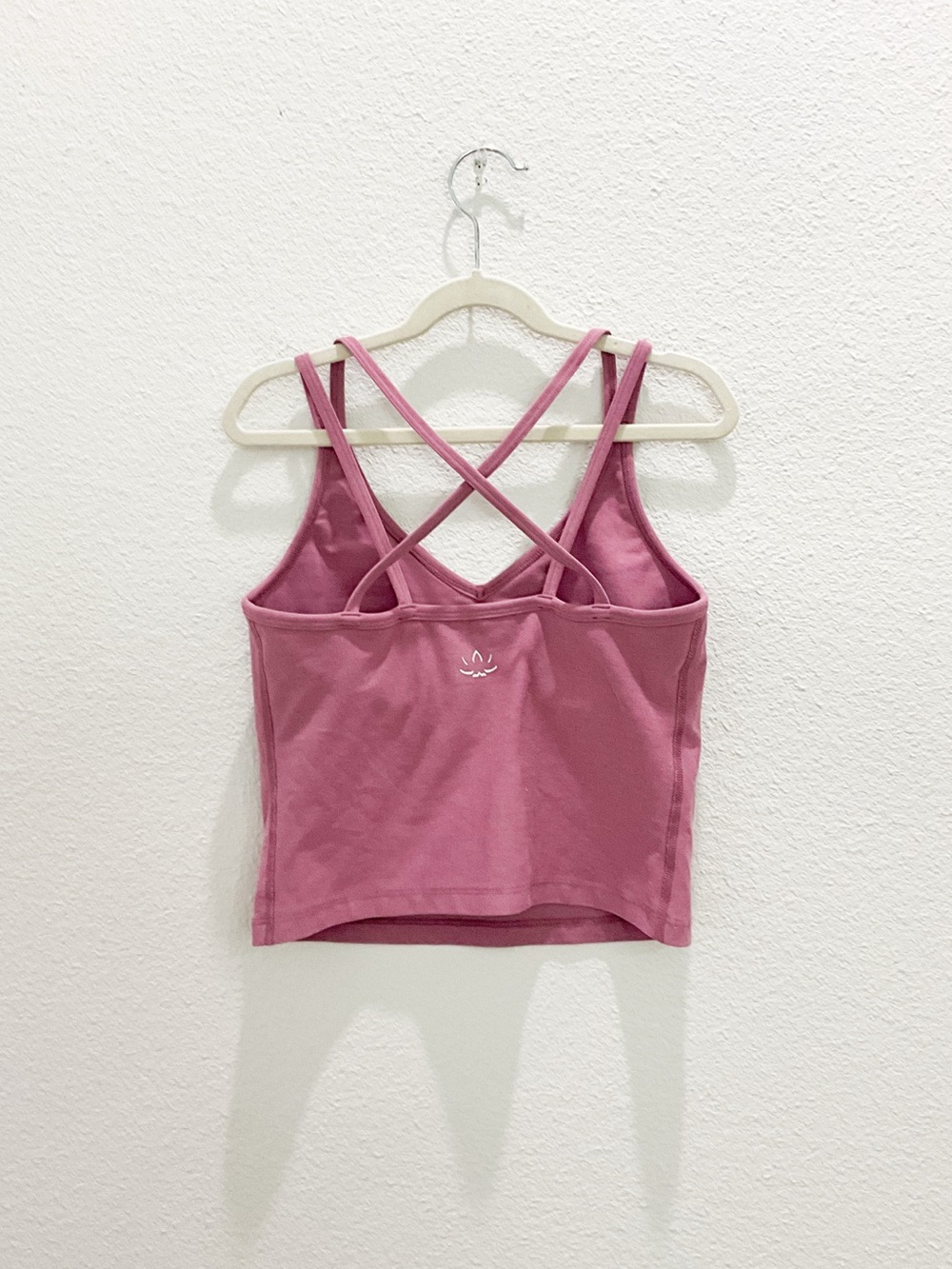 Beyond Yoga 2-Piece Set Includes Cropped Tank Top and High-Rise Leggings Size XS - Picture 3 of 5